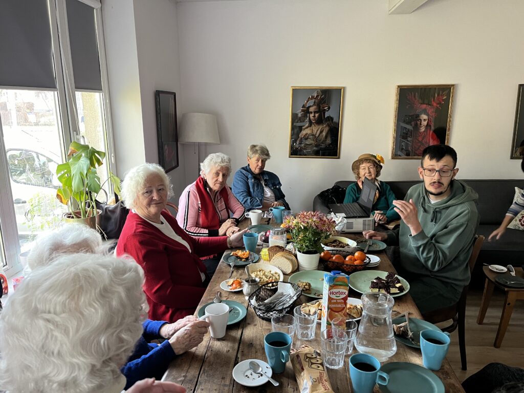 spotkania dla seniorów praga południe warszawa